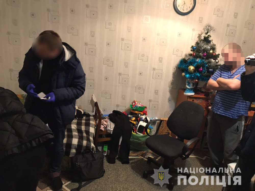 В Харькове арестовали квартирных мошенников (фото)