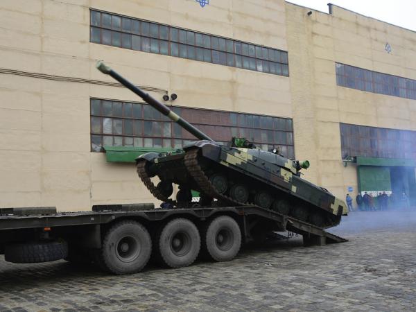 Завод Малышева модернизировал партию танков