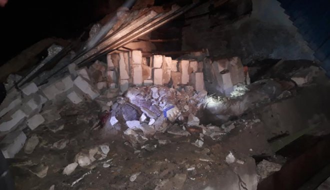 Под Харьковом обвалилось здание, погиб человек