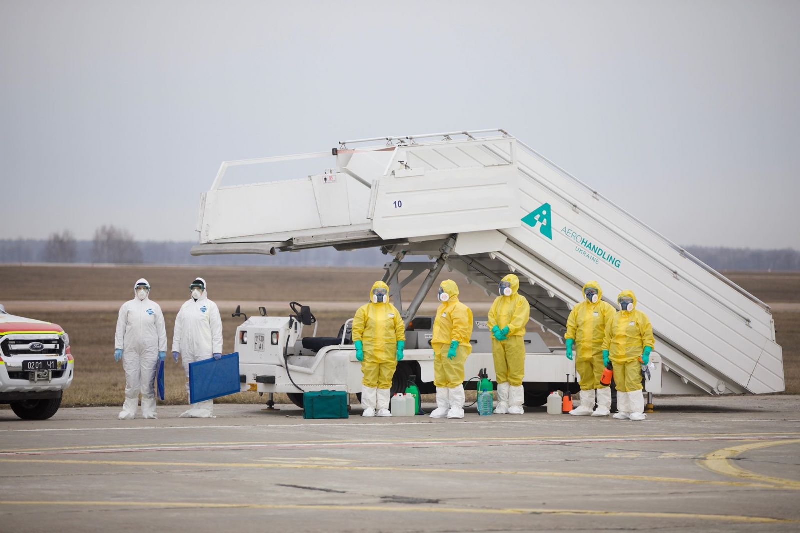 Медики рассказали о состоянии украинцев, которые прилетели в Харьков из Китая