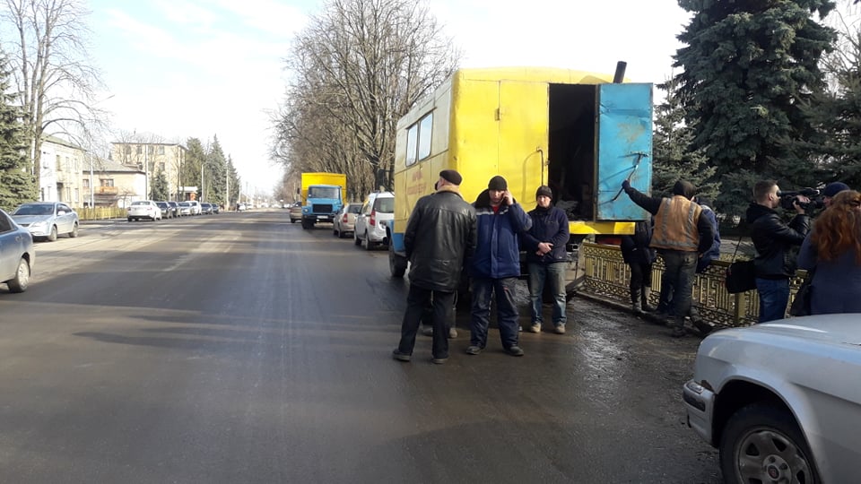 В Лозовой - митинг коммунальщиков (фото)