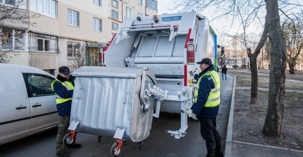 В Харькове стало больше мусора. График его вывоза пересмотрен