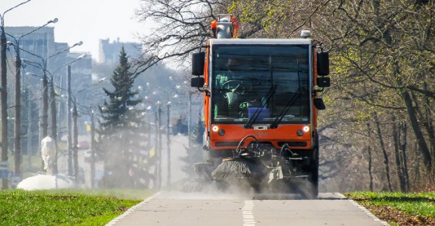 В Харькове дезинфицируют улицы