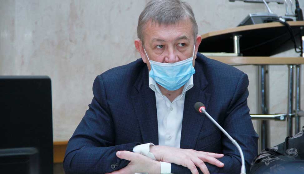 Как выплачивать премии медикам, которые лечат от коронавируса, пока непонятно - Чернов