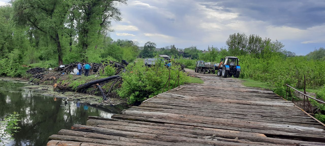 В Бабаях в срочном порядке очистят реку