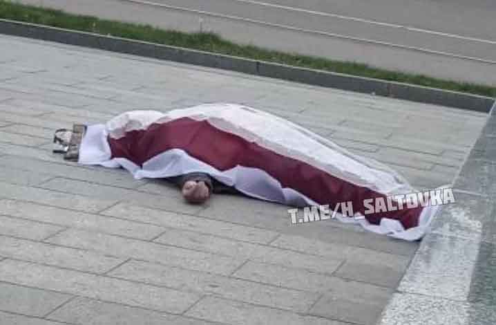 На Салтовке посреди улицы умер мужчина