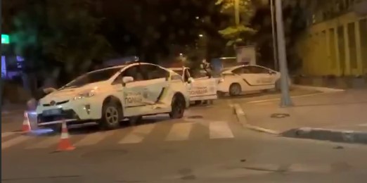 В центре полицейский Prius попал в ДТП (видео)
