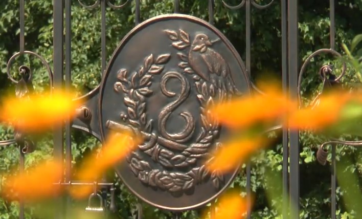 Туристическую жемчужину Харьковщины украсили уникальными воротами (фото, видео)