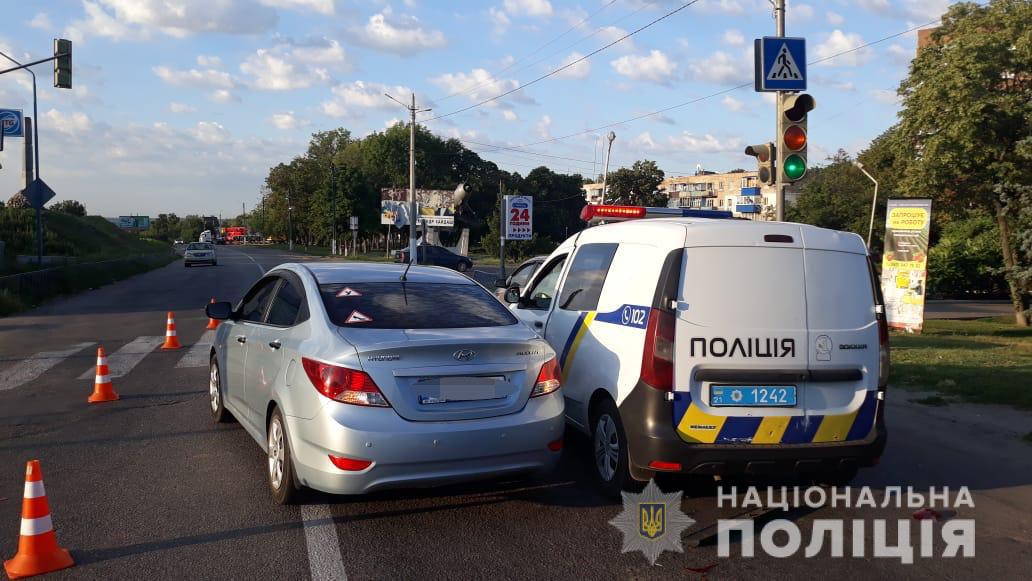 В Краснограде погоня за пьяным водителем привела к ДТП (фото)