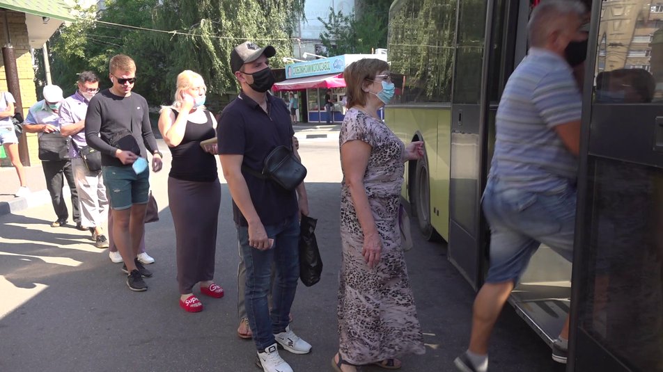 Жители пригорода жалуются на невозможность добраться в Харьков