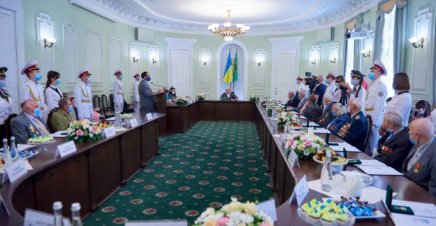 Кернес собрал ветеранов