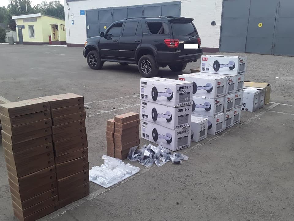 Под Харьковом задержали автомобиль с пеногасителями для пива