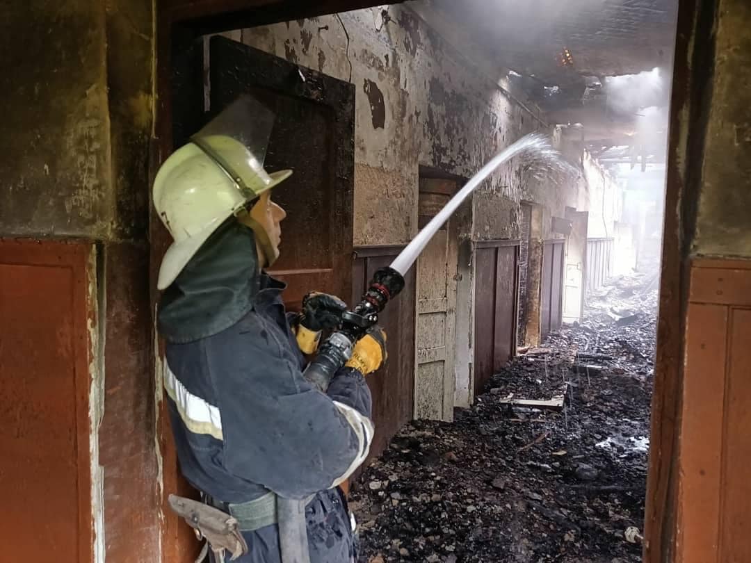 На Шевченко горело здание интерната