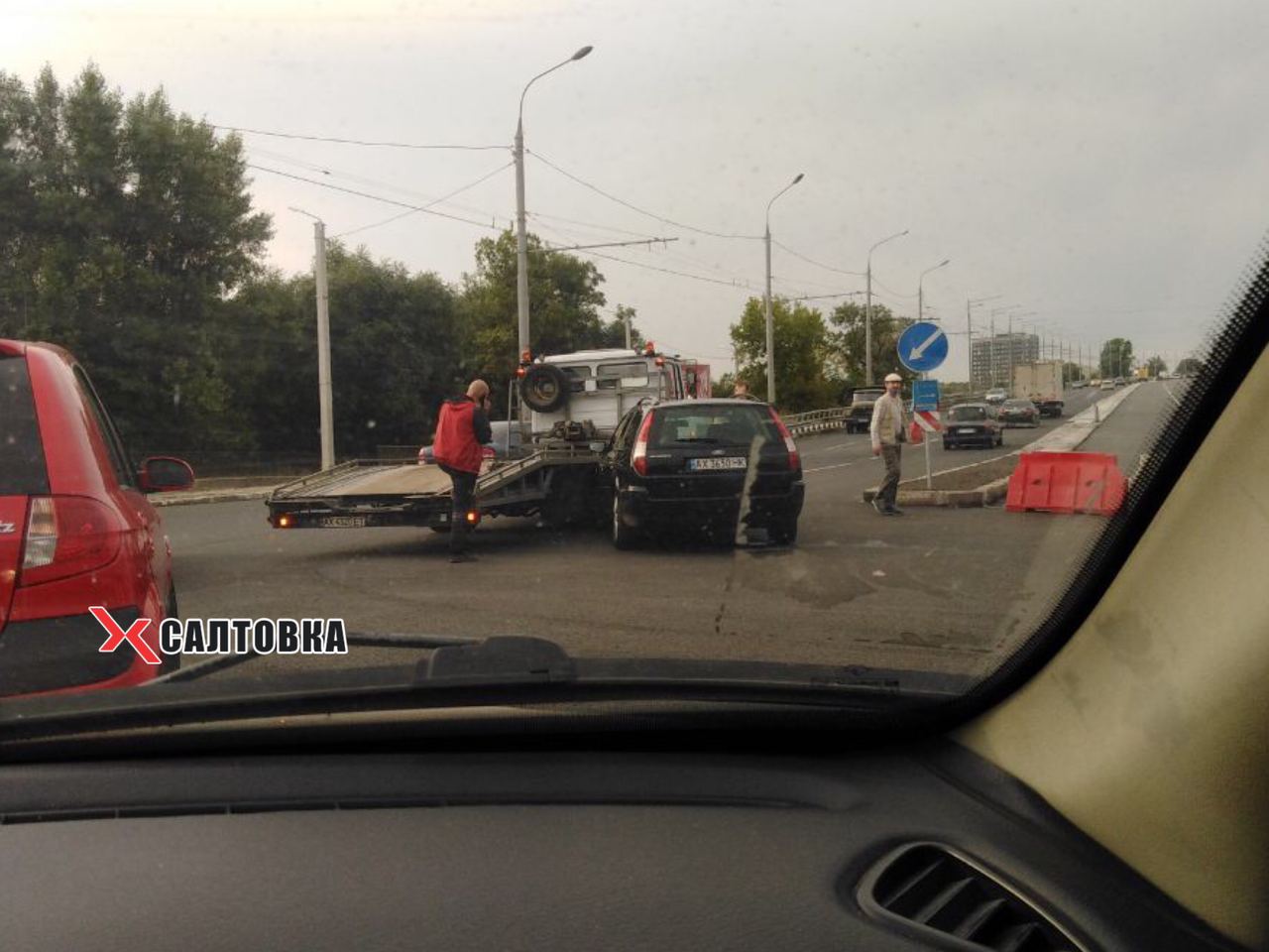 Машины на мосту авария