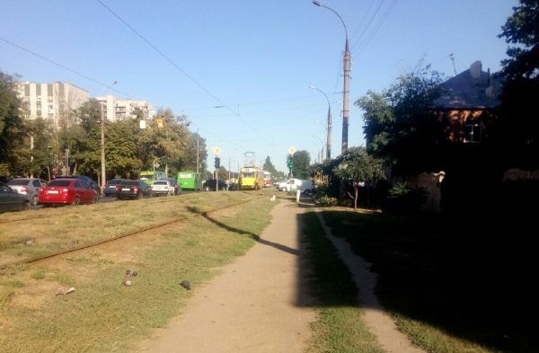 В Харькове ДТП остановило движение трамваев (фото)