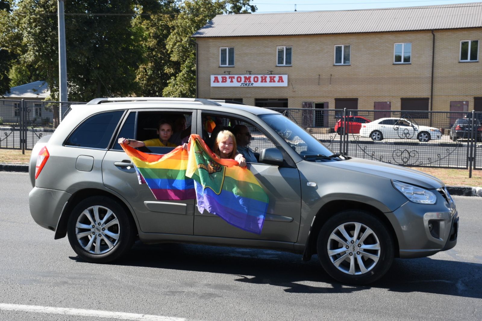 В Харькове прошел АвтоПрайд и сопутствующие акции