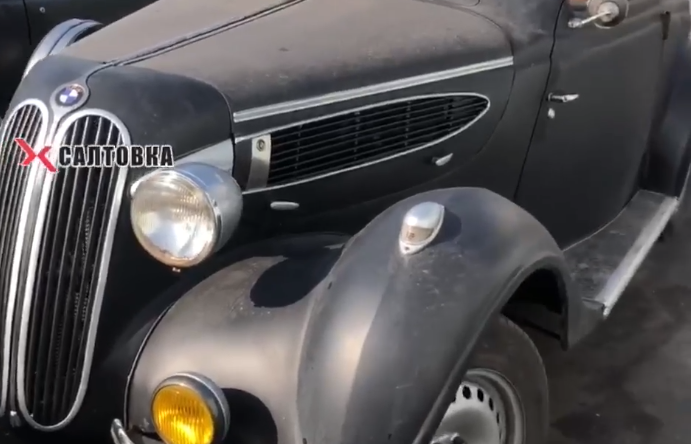 В Харькове замечен уникальный ретро-автомобиль (видео)