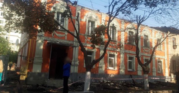 Масштабный пожар на Конторской: пострадавший дом приводят в порядок