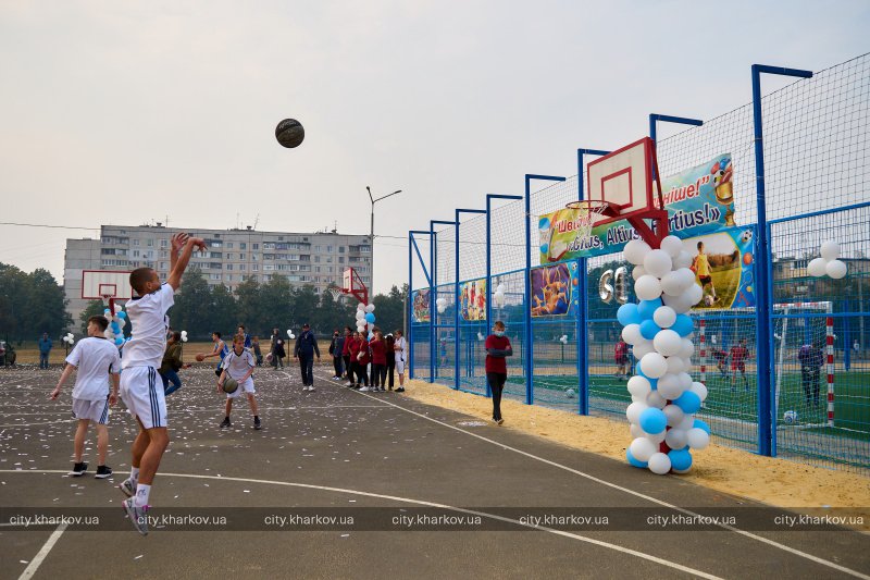 На Новых домах отремонтировали стадион