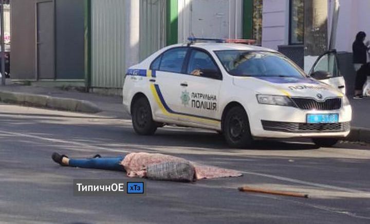 На Полтавском Шляхе фургон насмерть сбил женщину и скрылся: в городе "Перехват"