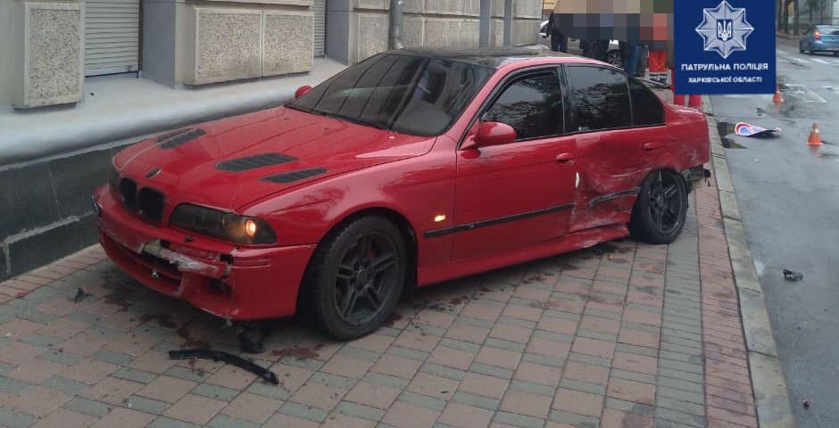Авария с вылетом на тротуар: подробности