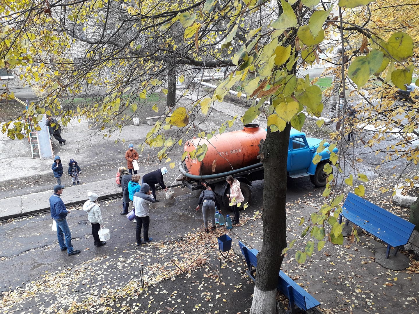 В Лозовой вторые сутки нет воды