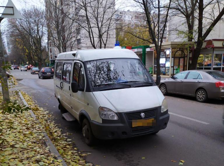 В Харькове микроавтобус сбил ребенка