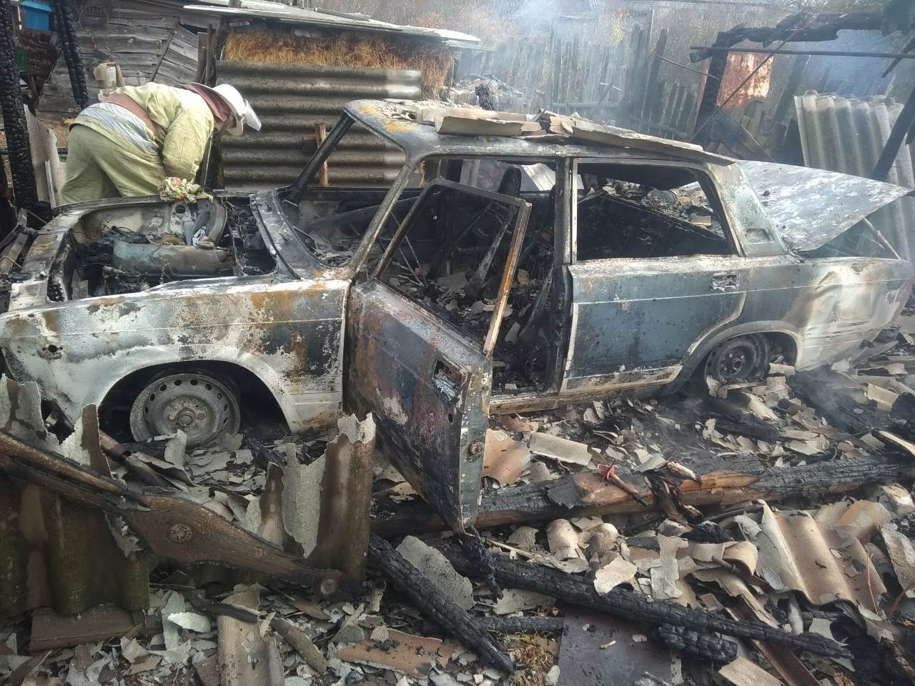 гараж, автомобиль, пожар