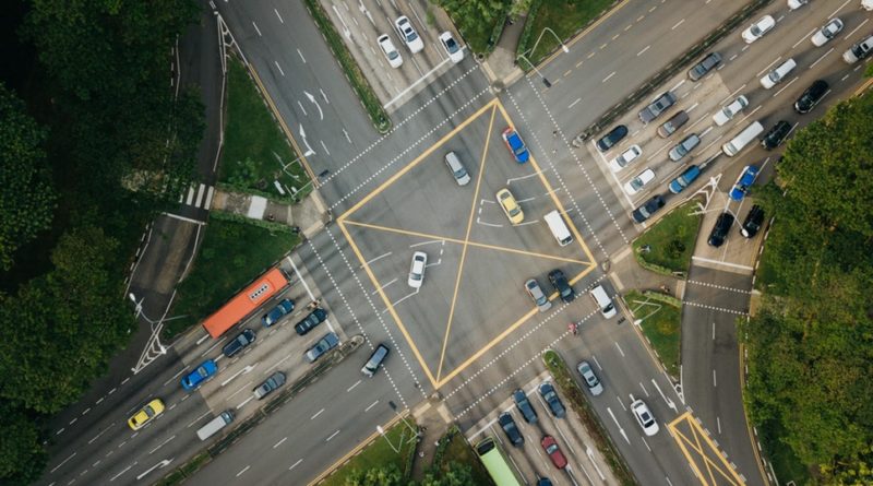 Харьковчане предлагают изменить схему движения на крупном перекрестке