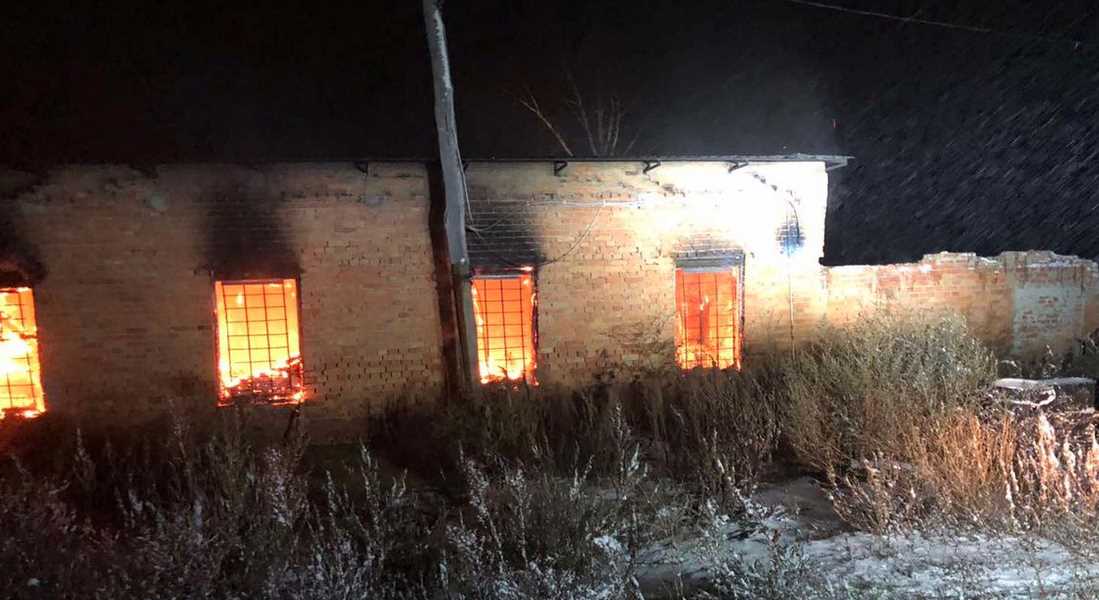 В Золочевском районе сгорела маслобойня