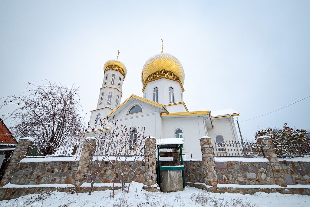 В Харькове освятили храм