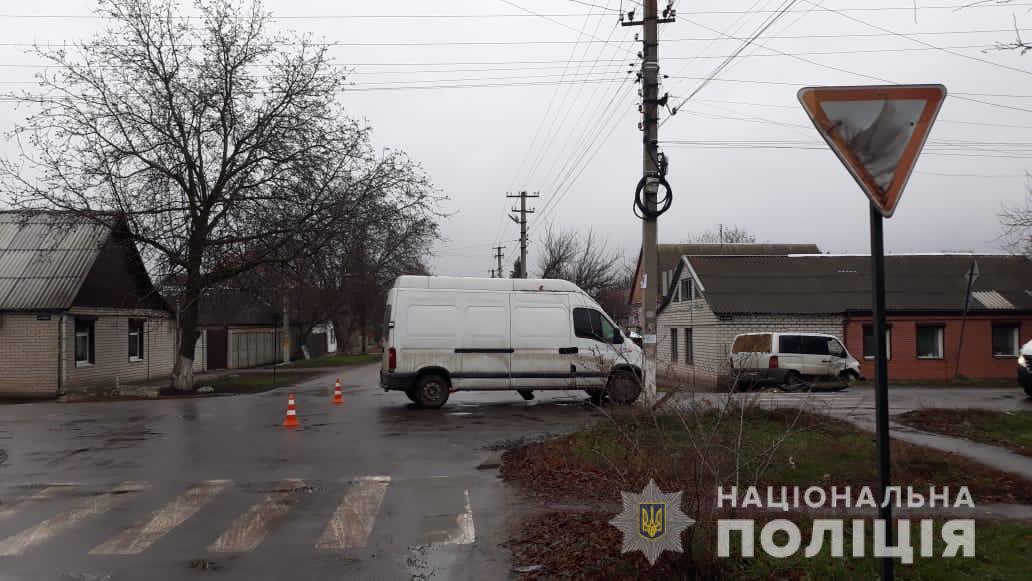 Авария в Краснограде: двое пострадавших, в том числе ребенок (фото)