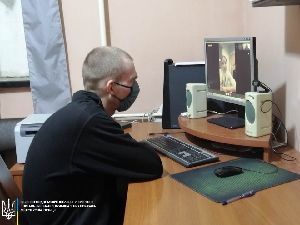 Харьковскому заключенному устроили видеовстречу с консулом США