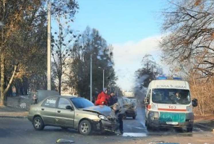Трое пострадавших. Полиция – о ДТП на Салтовке