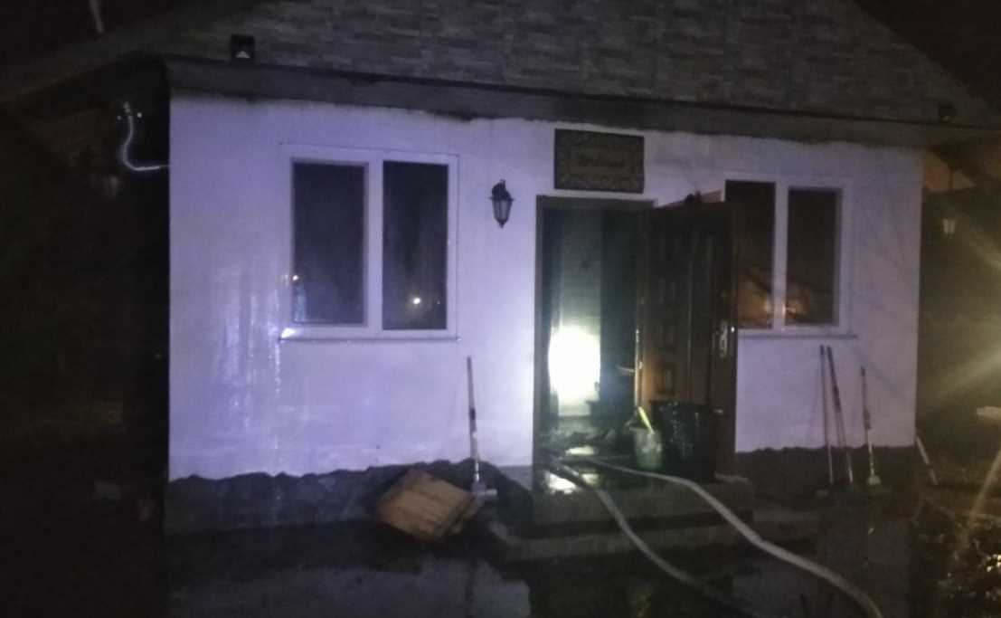 В Харьковском районе спасатели потушили пожар в бане
