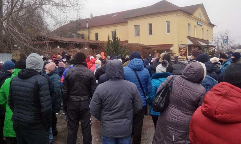 В Харьковской области против повышения тарифов протестовали в нескольких городах 