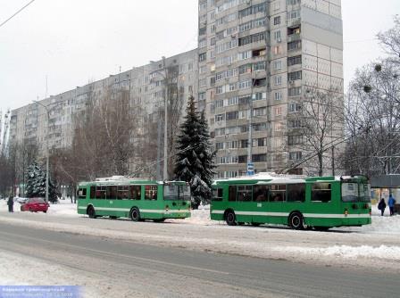 Харьковчане просят переделать остановки на Алексеевке