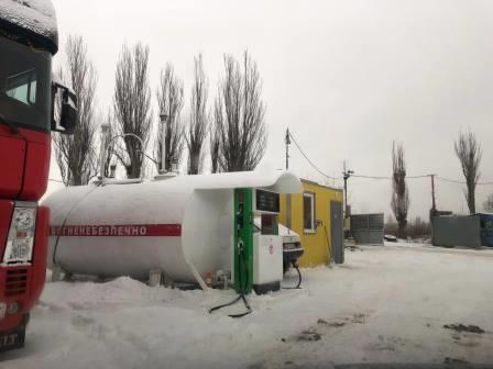 В Харькове накрыли нелегальную заправку