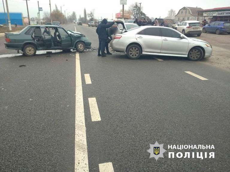 Девушка не пропустила дедушку: один погибший, пятеро пострадавших