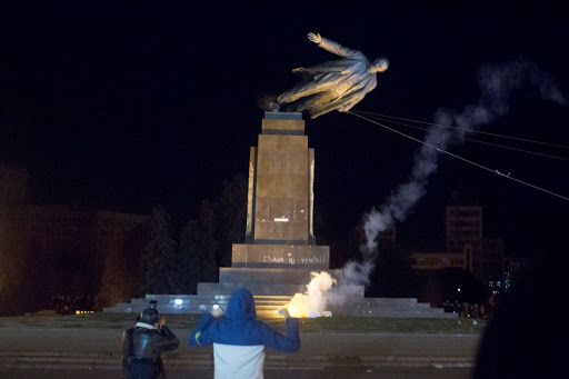 Охота на Ленина продолжается. В Харькове осталось два Ильича