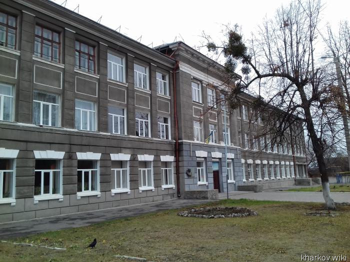 Харьковская школа носит имя "кровавого мясника". Активисты бьют тревогу
