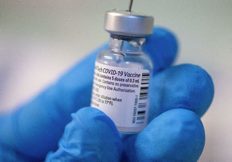 Температура хранения - минус 70 градусов: Харьков получит непростую вакцину от коронавируса