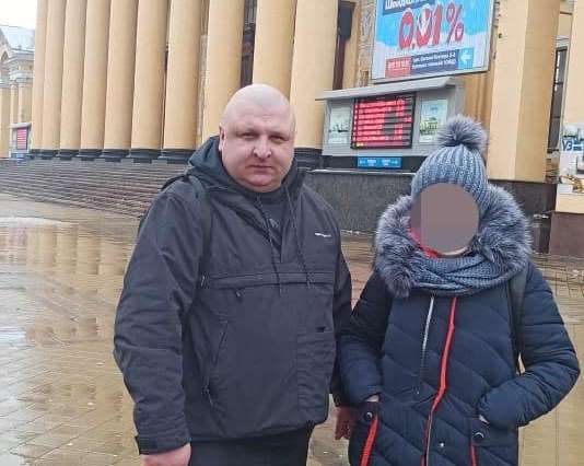 Просила милостыню, чтобы поехать на Донбасс: в Харькове нашли попавшую школьницу