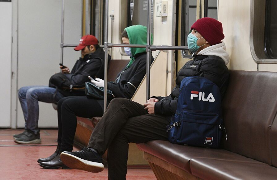 Пассажирам харьковского метро выписывают штрафы