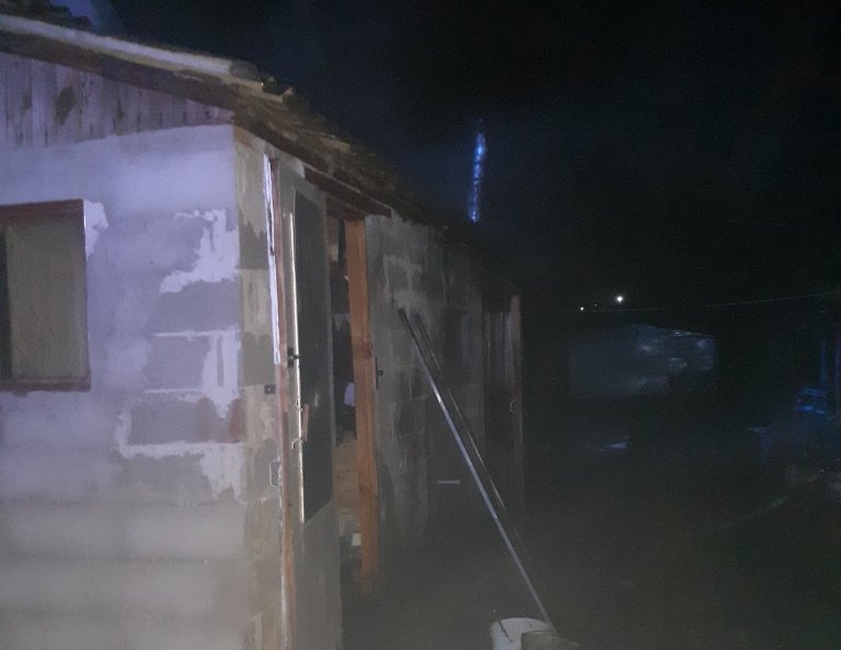 Под Харьковом – пожар, загорелся частный дом