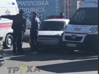 В Харькове в ДТП попала "скорая" (видео)