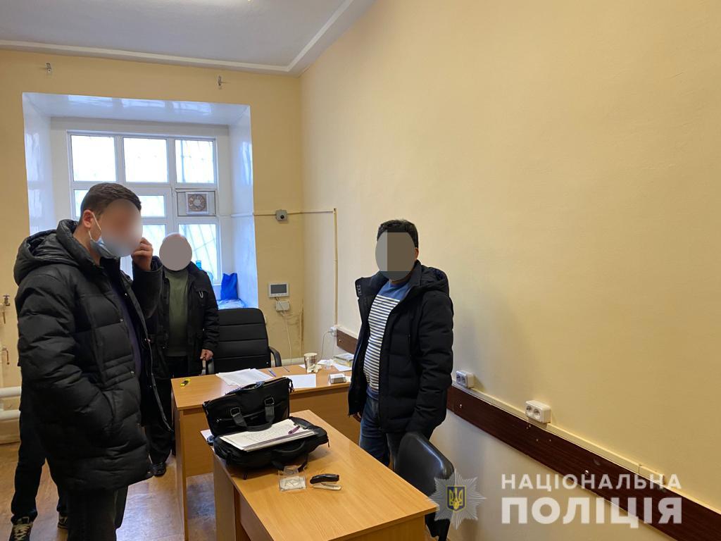 В харьковском вузе прошли обыски: там системно собирали дань с иностранцев