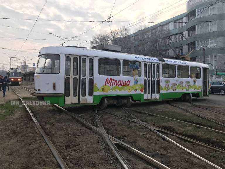 На Салтовке остановились трамваи (видео)