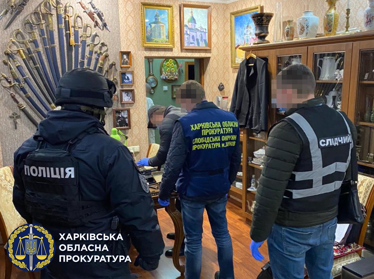 Харьковчанин пытался получить на почте боевую винтовку
