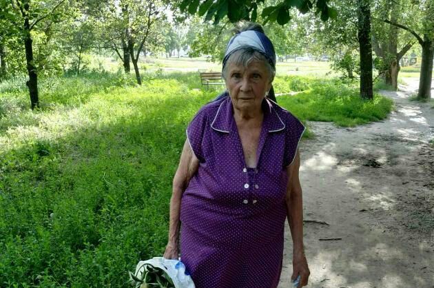 В Харькове на кладбище потерялась бабушка